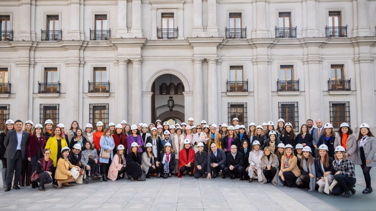 Fortalecimiento de la presencia femenina en la minería con premio Karen Poniachik