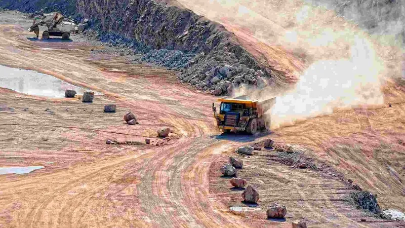 Fusión ministerial en minería chilena genera críticas y desafíos para inversiones futuras