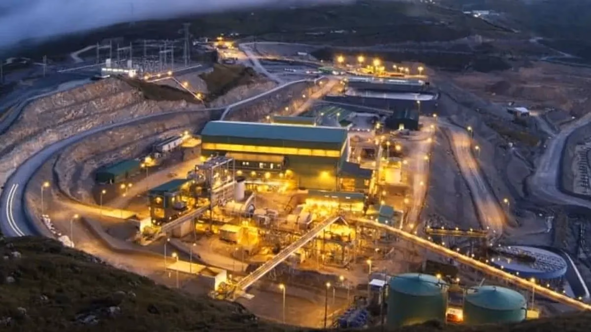 Ghana entrega la mina Damang a firma local tras salida de Gold Fields