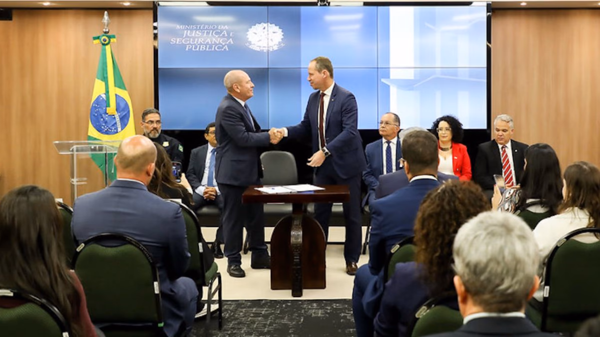 Gobierno Brasileño y Mineros se Unen para Reforzar la Seguridad en Zonas de Minería de Oro