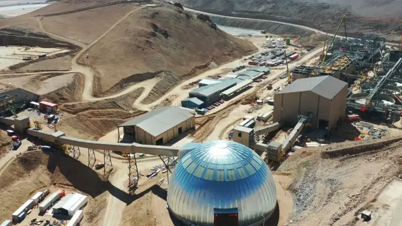 Gold Fields: Salares Norte aportó US$808 millones en caja y estas son las cifras del salto 2025