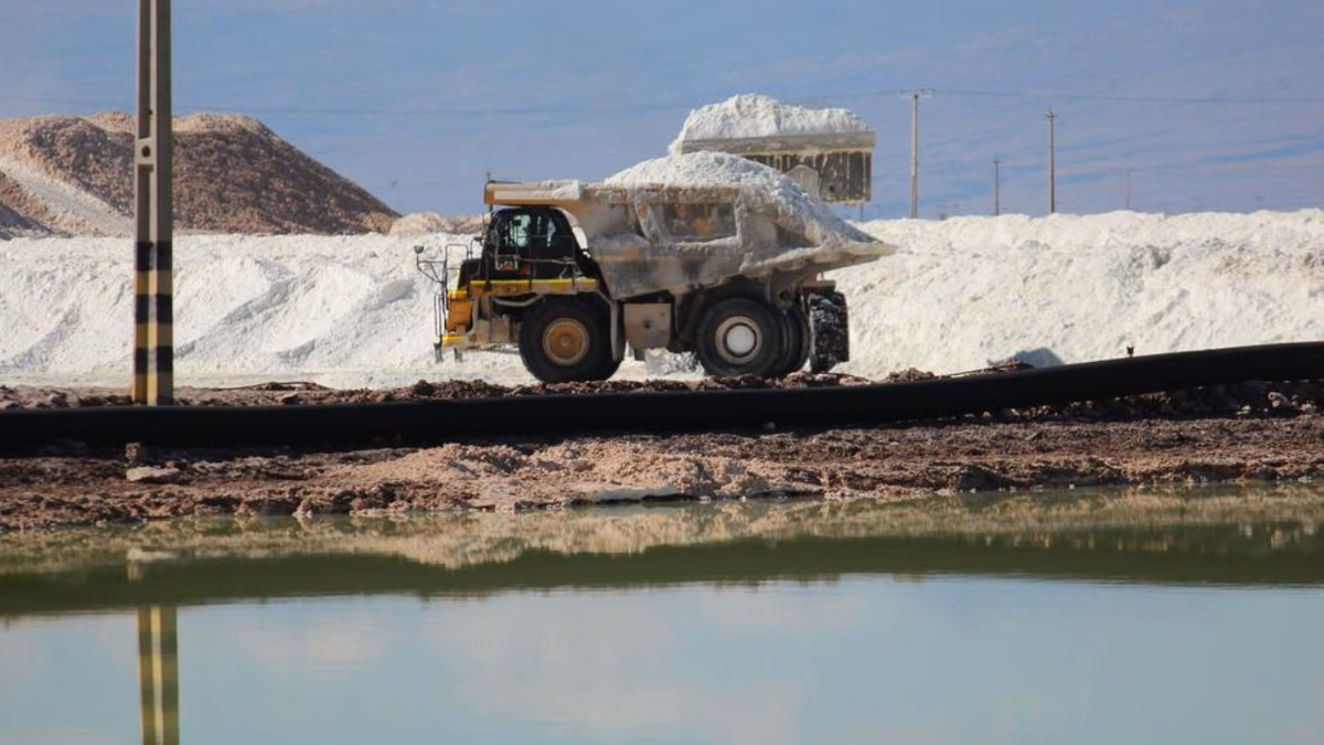 Golpe a la Industrialización del Litio en Chile: BYD y Tsingshan Cancelan Inversiones de $523 Millones en Antofagasta