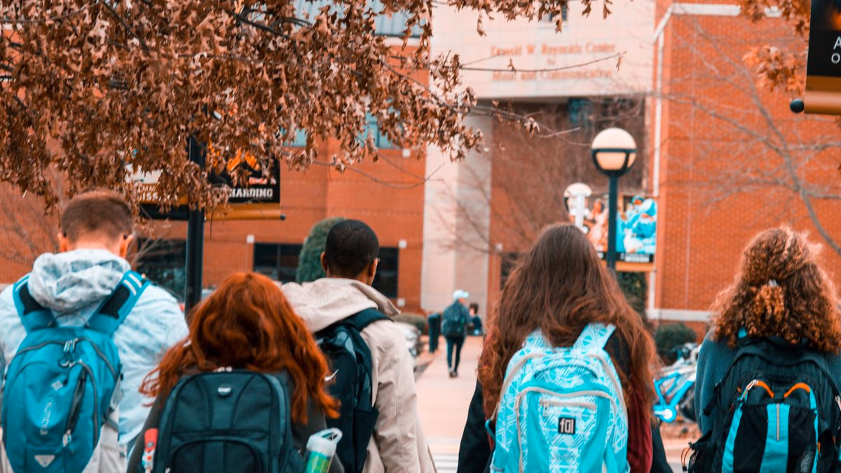 Gratuidad: Sigue estos pasos para postular al beneficio estudiantil y descubre sus requisitos