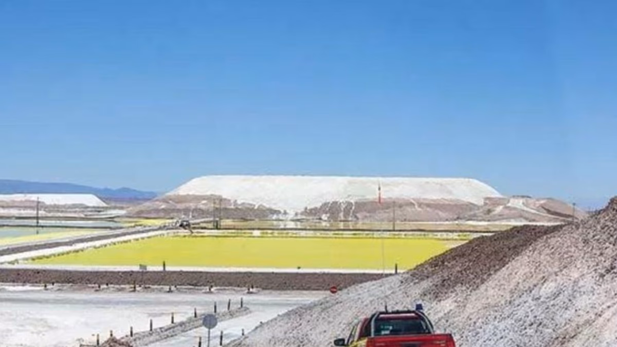Hancock Prospecting amenaza con bloquear oferta de SQM por Azure Minerals