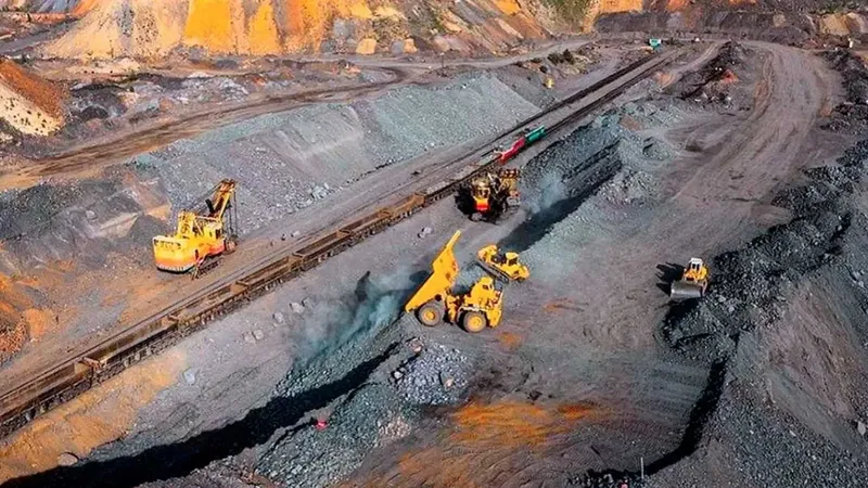 Highlander Silver y Bear Creek Mining se combinan para crear una empresa líder en crecimiento en el sector de la plata