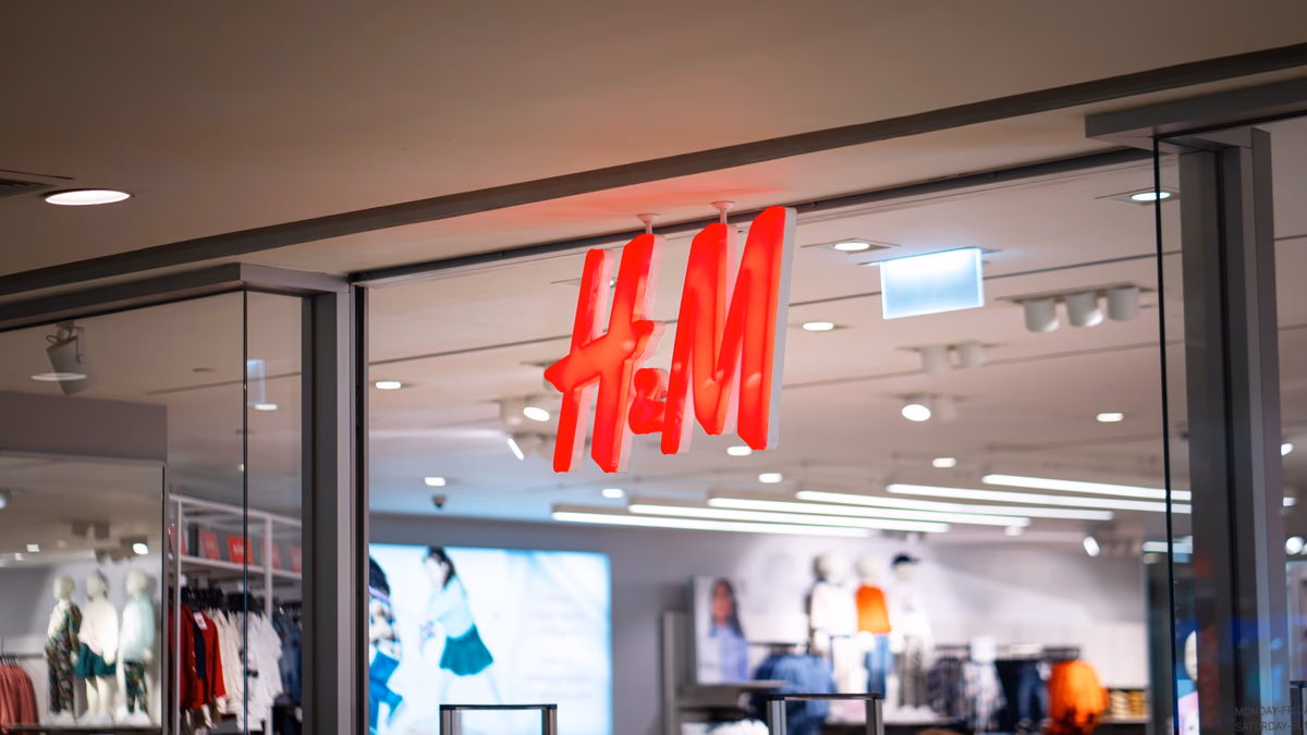 H&M Chile ofrece diversos trabajos para temporada navideña: Conoce cómo postular