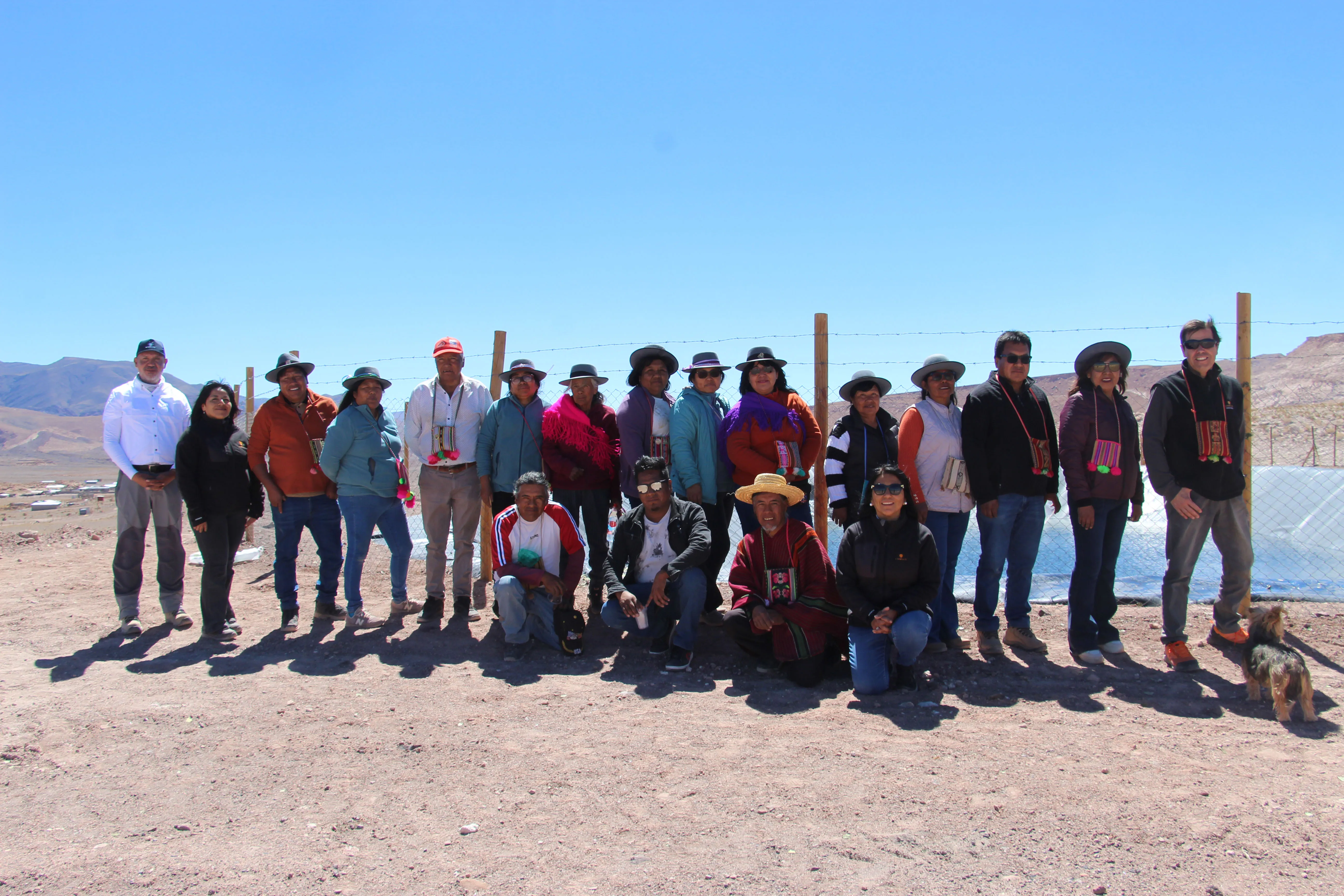 Codelco apoya la recuperación de infraestructura hídrica para 30 comuneros de Santiago de Río Grande 