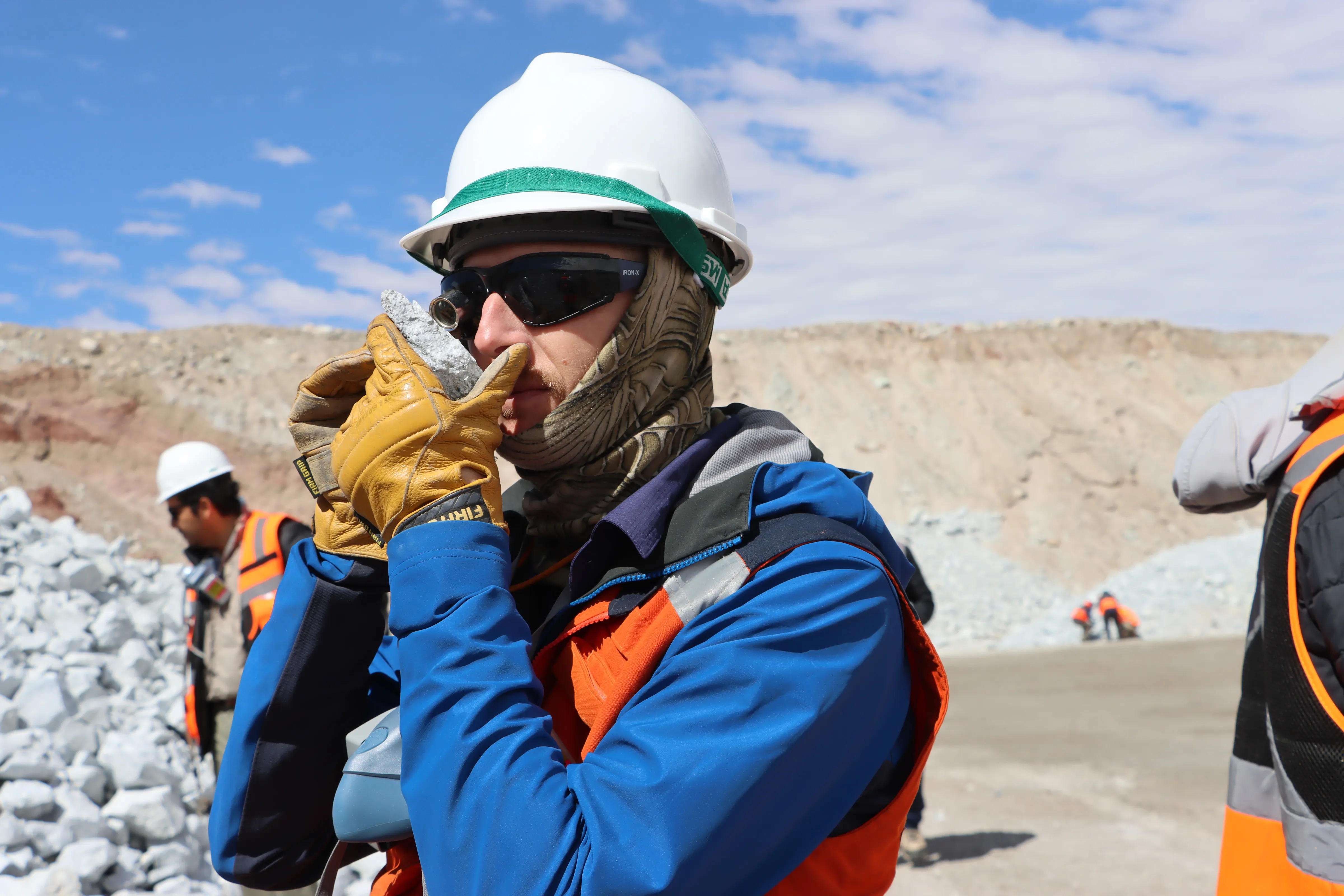 DMH Visita Geólogos BHP 03