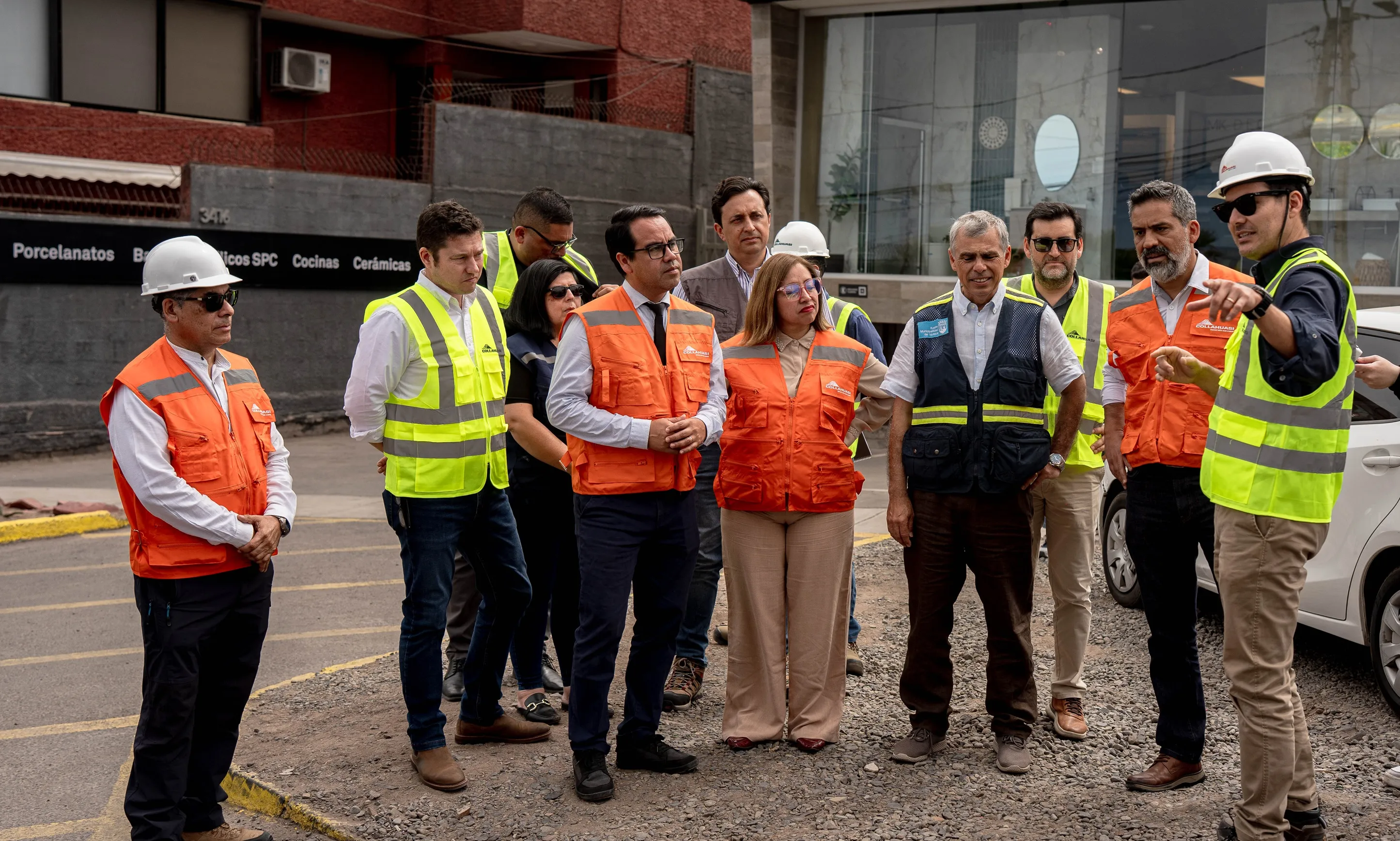 Collahuasi inicia trabajos de bacheo en avenida Francisco Bilbao tras afectaciones por las lluvias