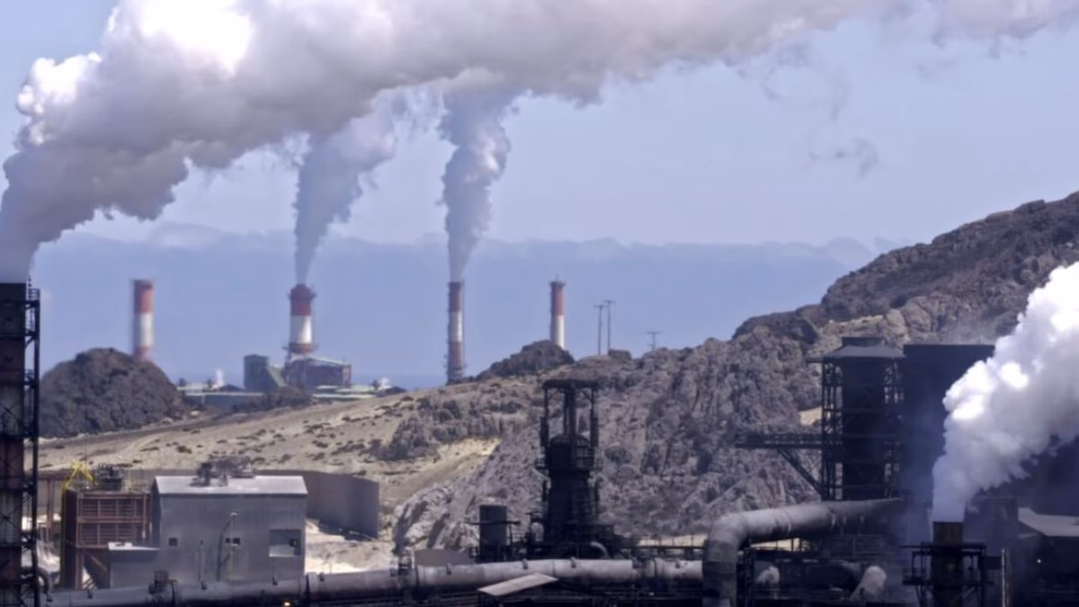 Impacto de la degradación ambiental y contaminación en Chile: Comunidades en acción