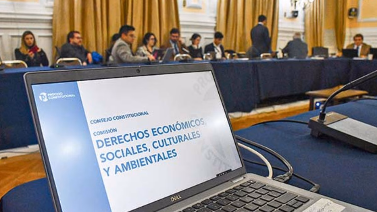 Impasse en Comisión de Derechos Económicos por enmienda que permite la concesión de hidrocarburos