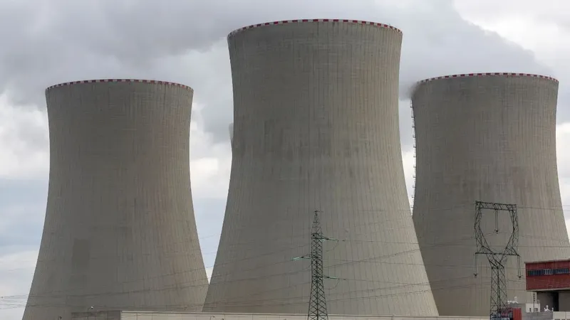 Inteligencia artificial impulsa demanda eléctrica y revive interés en el mercado del uranio