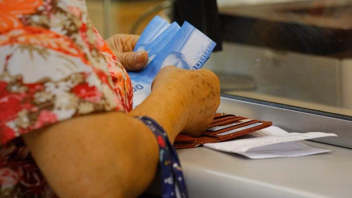 IPS llama a mujeres de 65 años o más a solicitar la Pensión Garantizada Universal