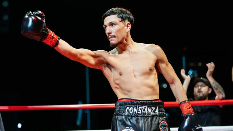 Iquiqueño Patricio Carrión va por el Título Mundial de Boxeo Súper Ligero en Arena Cavancha