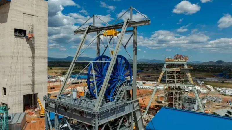 Ivanhoe Mines quintuplicará producción de metales preciosos en Platreef para 2027