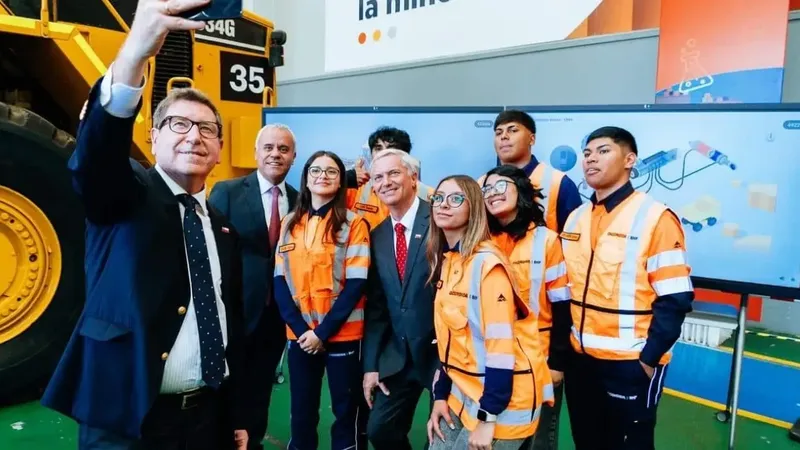 Kast respalda inversión de US$5.000 millones de Escondida | BHP y destaca su impacto en Antofagasta