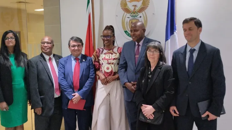 La Cámara Minera de Chile se reunió con el Embajador de Sudáfrica y la Presidenta de WIM de ese país