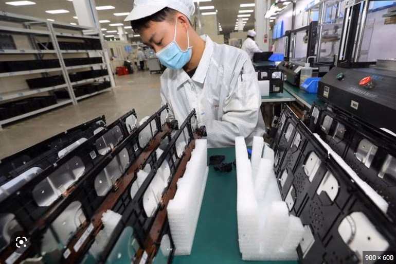 La empresa china que fue obligada a salir de una empresa con proyectos de litio en Chile por presión de Canadá