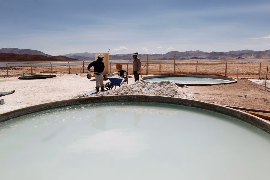 La fiebre del litio: Los desafíos del “oro blanco” en América Latina