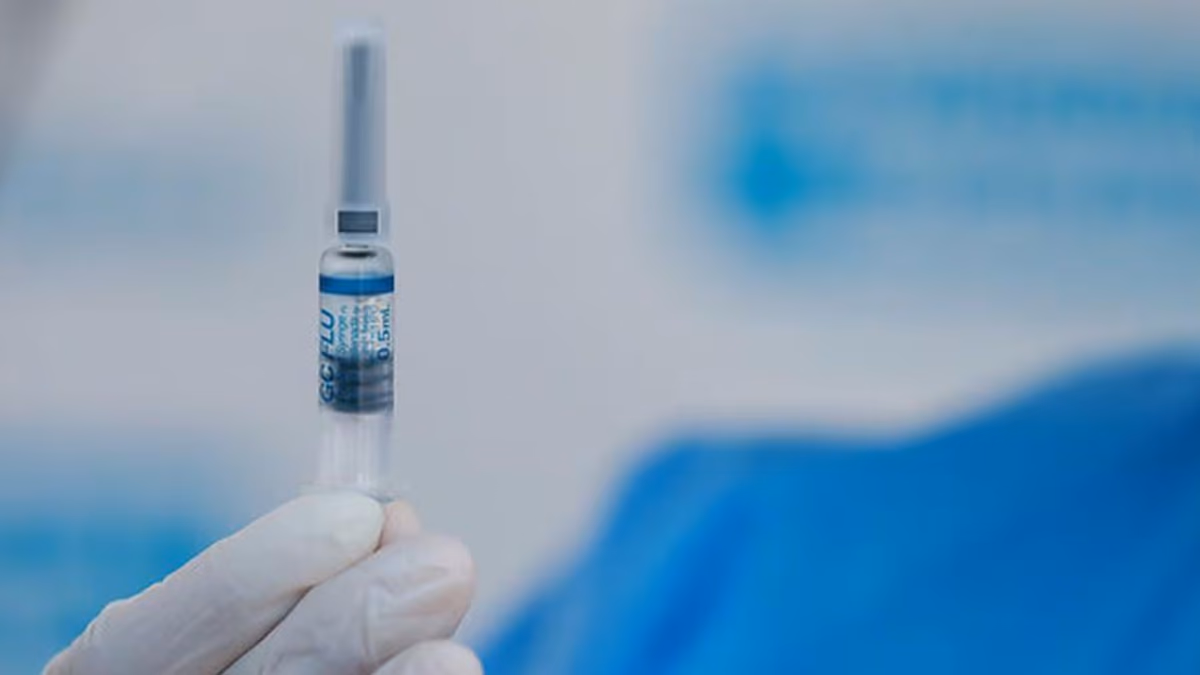La importancia de vacunarse contra la influenza en época de bajas temperaturas