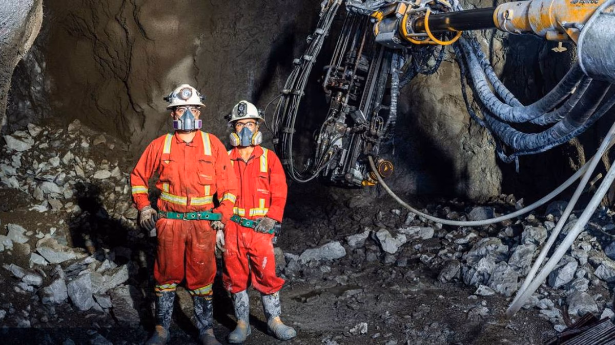 La Minería en Ecuador: Retos y Futuro Durante la Administración de Daniel Noboa