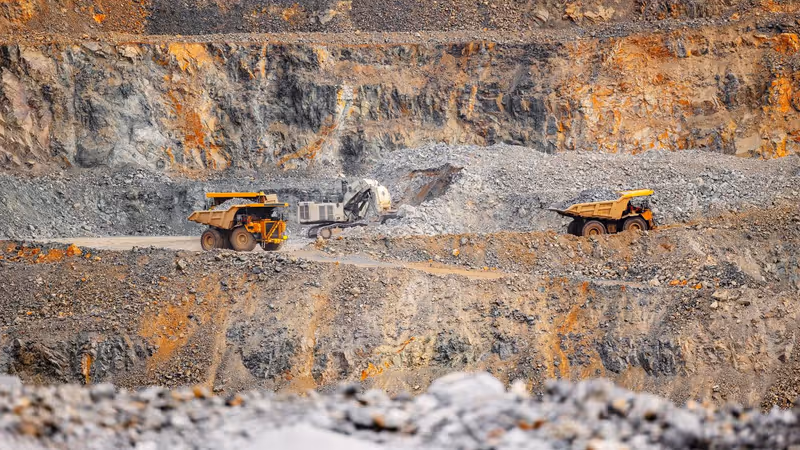 La protesta en Oyu Tolgoi que afecta el suministro de cobre a China
