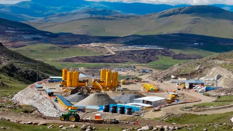 La UE abre investigación sobre la compra del negocio de níquel de Anglo American por parte de MMG
