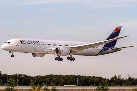 LATAM Airlines busca trabajadores en diversos puestos: Conoce cómo postular