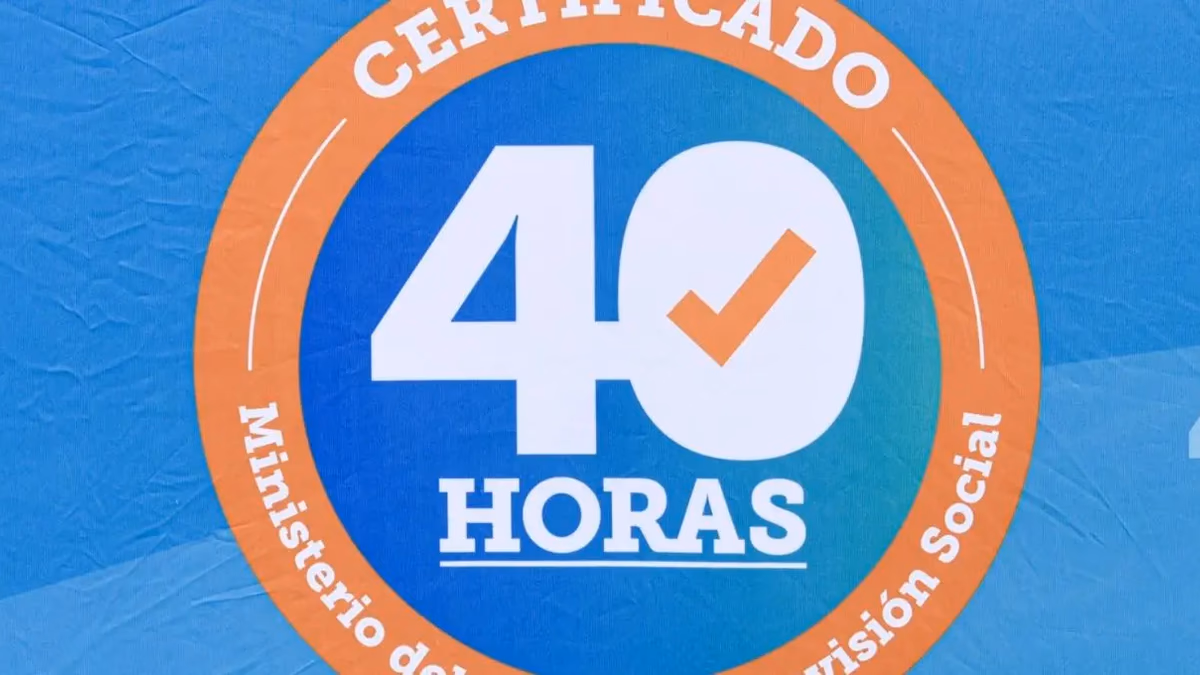 Ley de 40 horas: jornada baja a 42 horas en abril y este ajuste obliga a modificar contratos