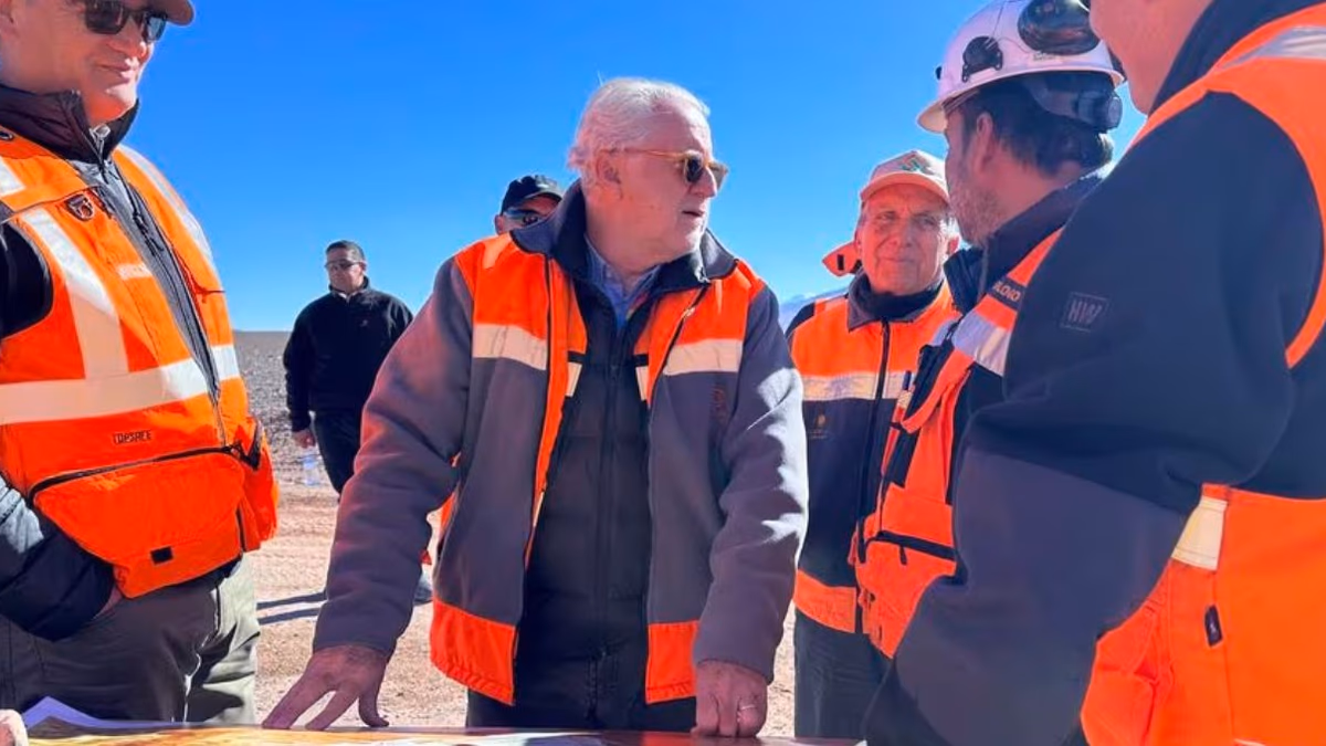 Los nuevos plazos para Codelco y su compra en el salar de Maricunga