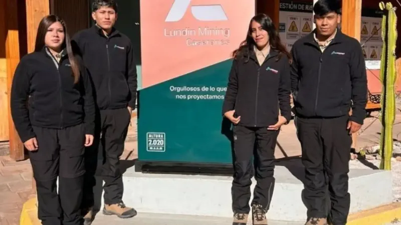 Lundin Mining: 5 técnicos de Los Loros ingresan a Caserones y refuerzan empleo local en Atacama