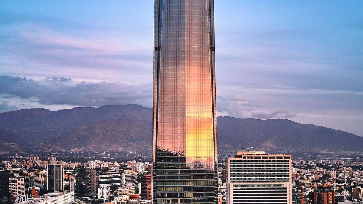 Mall Costanera Center ofrece trabajo para vendedores, operarios y técnicos: Conoce cómo postular