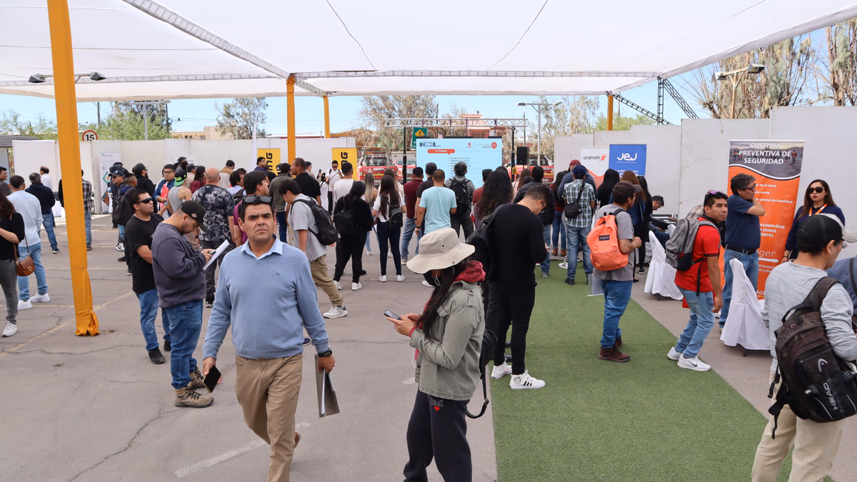 Más de 1.300 personas de Calama y la región participaron en Feria Laboral de Codelco