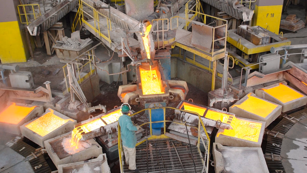 Mercado global de cobre presentará superávit de 69.000 toneladas en 2021: ICSG