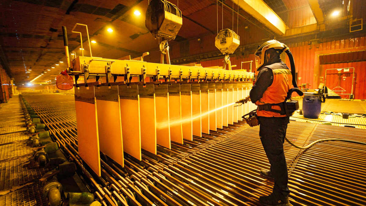 Minera Antucoya: Formación técnica para mujeres en la industria minera