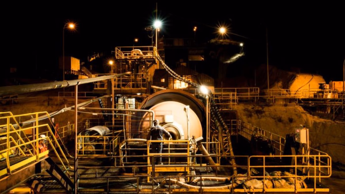 Minera Cemin-Pullalli SpA y Santander Chile firman financiamiento con objetivos ESG