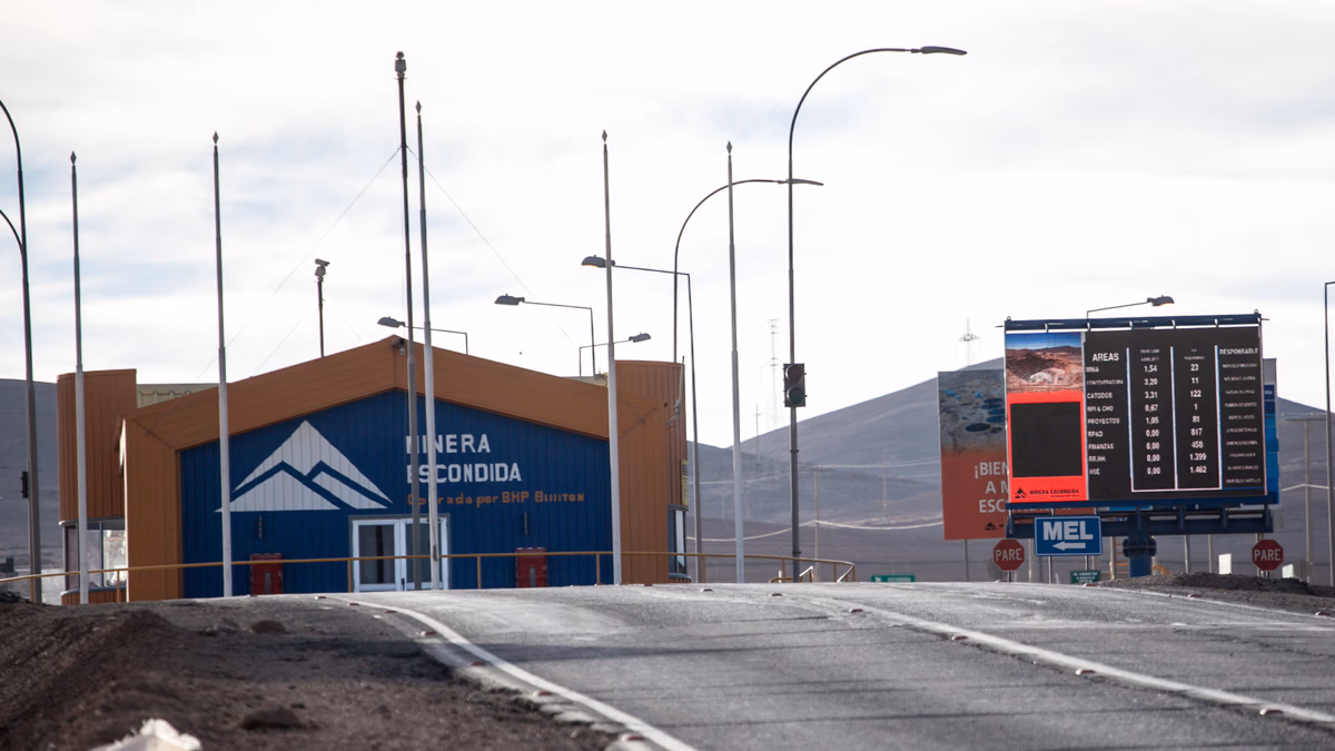 Minera Escondida busca trabajadores: Conoce las vacantes disponibles aquí