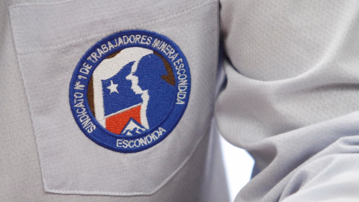 Minera Escondida y sindicato acuerdan extender conversaciones en proceso de negociación colectiva
