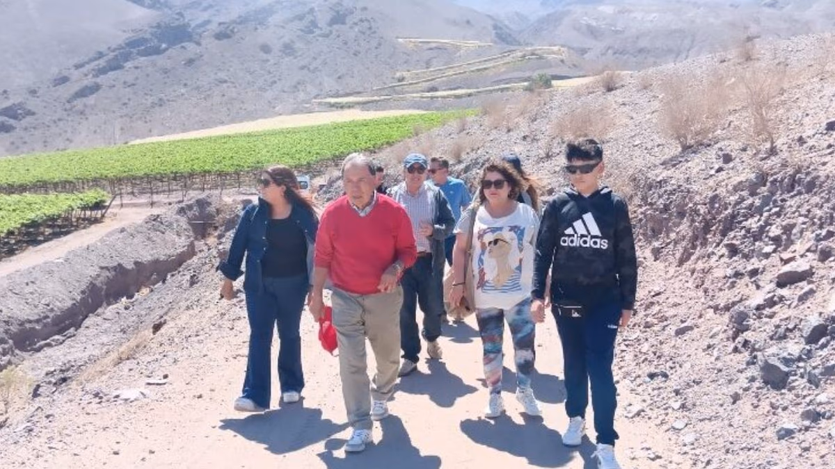 Minera Pucobre apoyará para conservación de señalética en Viña del Cerro