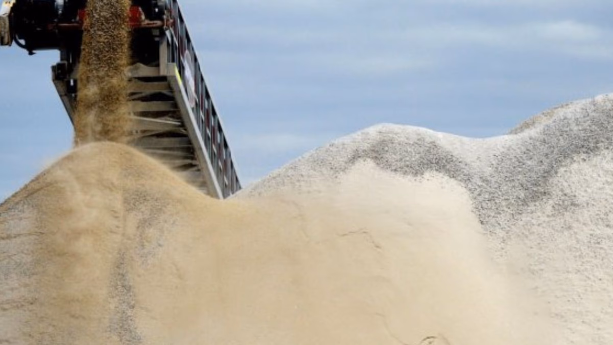 Mineral Resources sube participación en Azure y crece batalla por la firma de litio australiana que quiere SQM