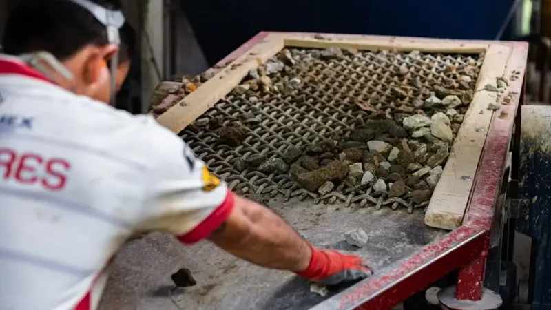 Minería china en Nicaragua: control de 8,5% del territorio desata denuncias por impactos y desplazamientos