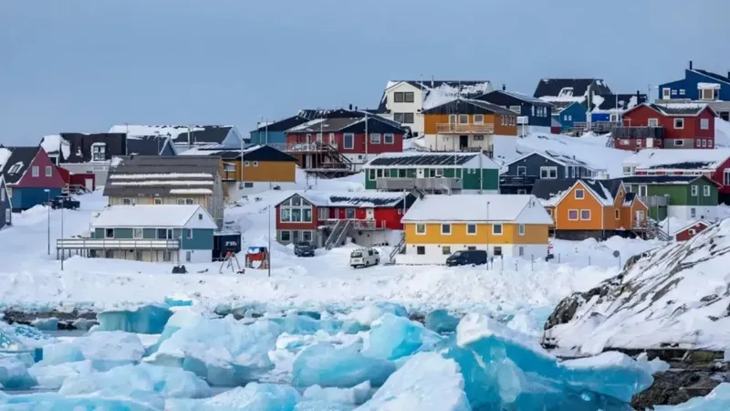 Minería en Groenlandia: 81% de hielo y 57.000 habitantes, la ecuación que frena el “boom” del Ártico