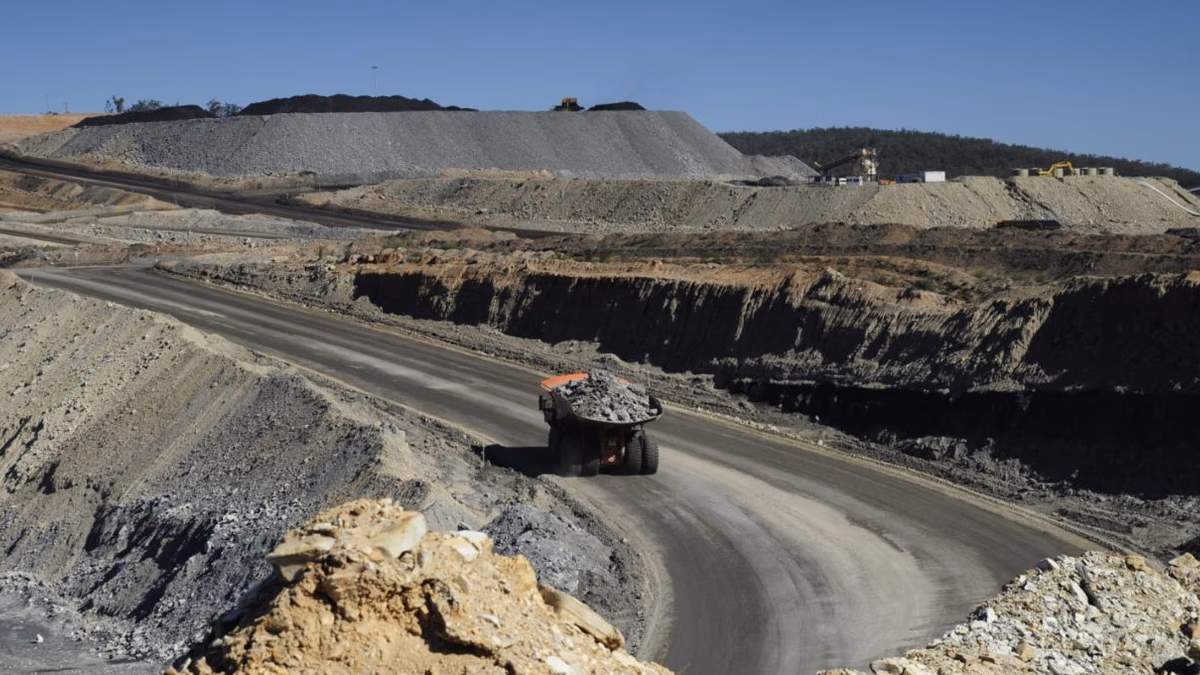 Mineros de carbón australianos atraen capital privado mientras los bancos se muestran reacios
