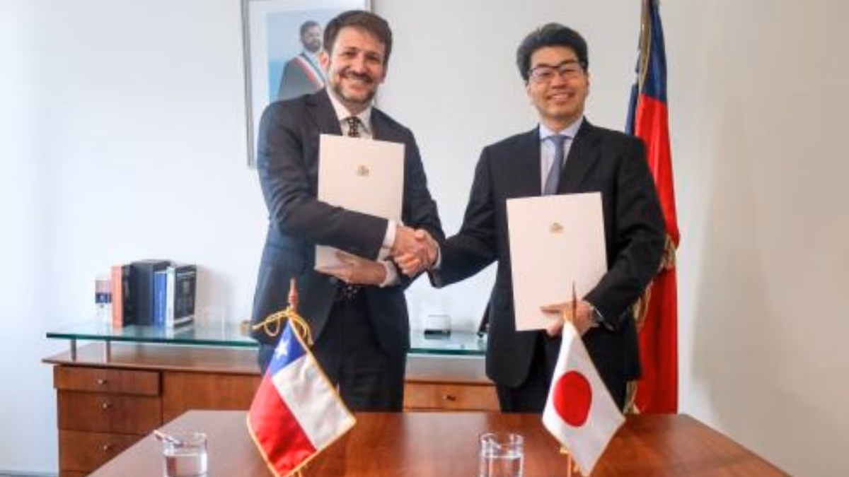 Ministerio de Energía firma MoU con Banco Japonés para la Cooperación Internacional que busca impulsar desarrollo del hidrógeno verde