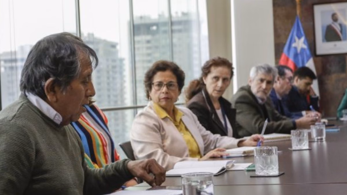 Ministra de Minería dice que Consejo de Pueblos Atacameños tendrá «participación activa» en política del litio del Salar de Atacama
