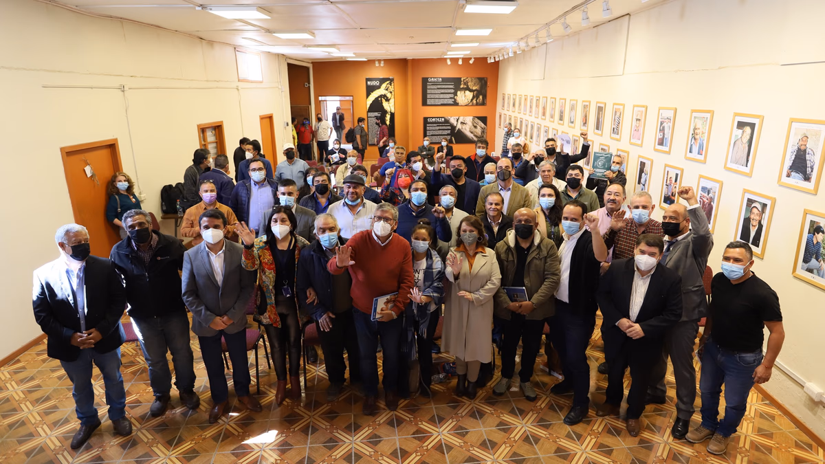 Ministra de Minería participa junto a parlamentarios en encuentro nacional de pirquineros en Atacama