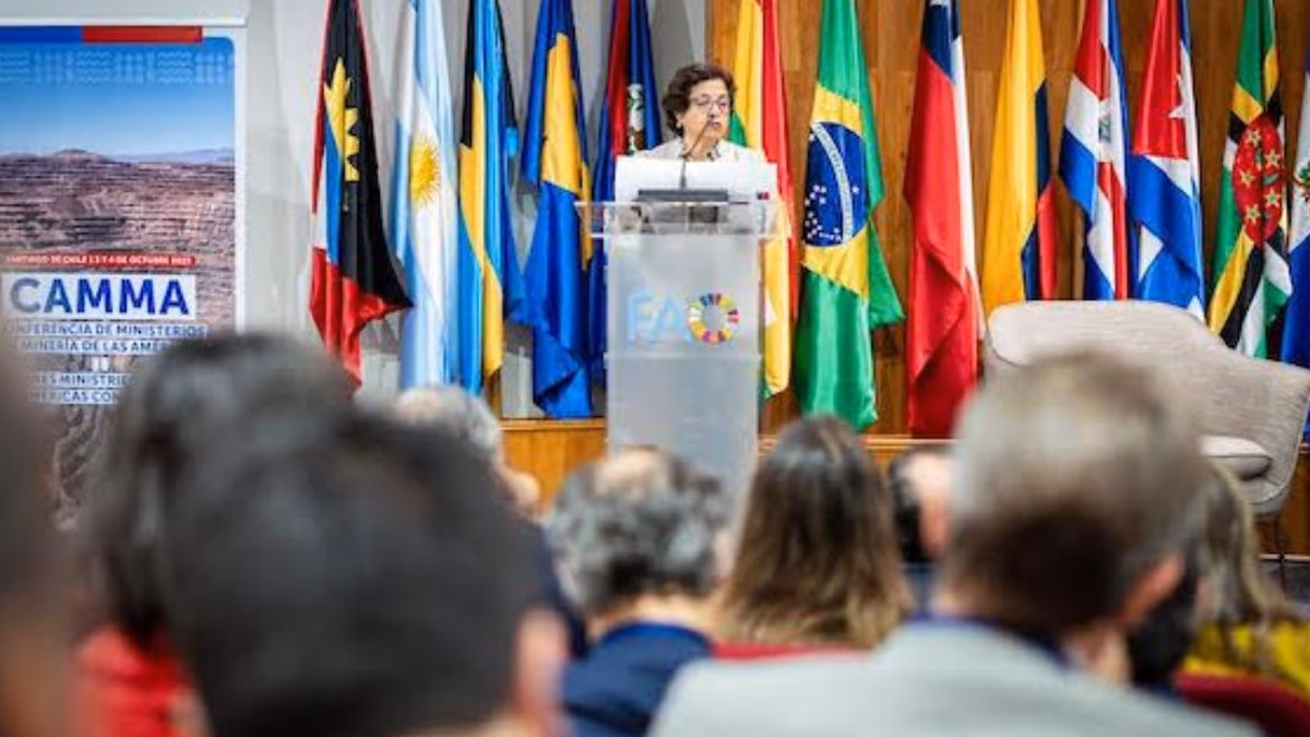 Ministra Williams reflexiona sobre el valor de generar políticas públicas mineras basadas en el diálogo