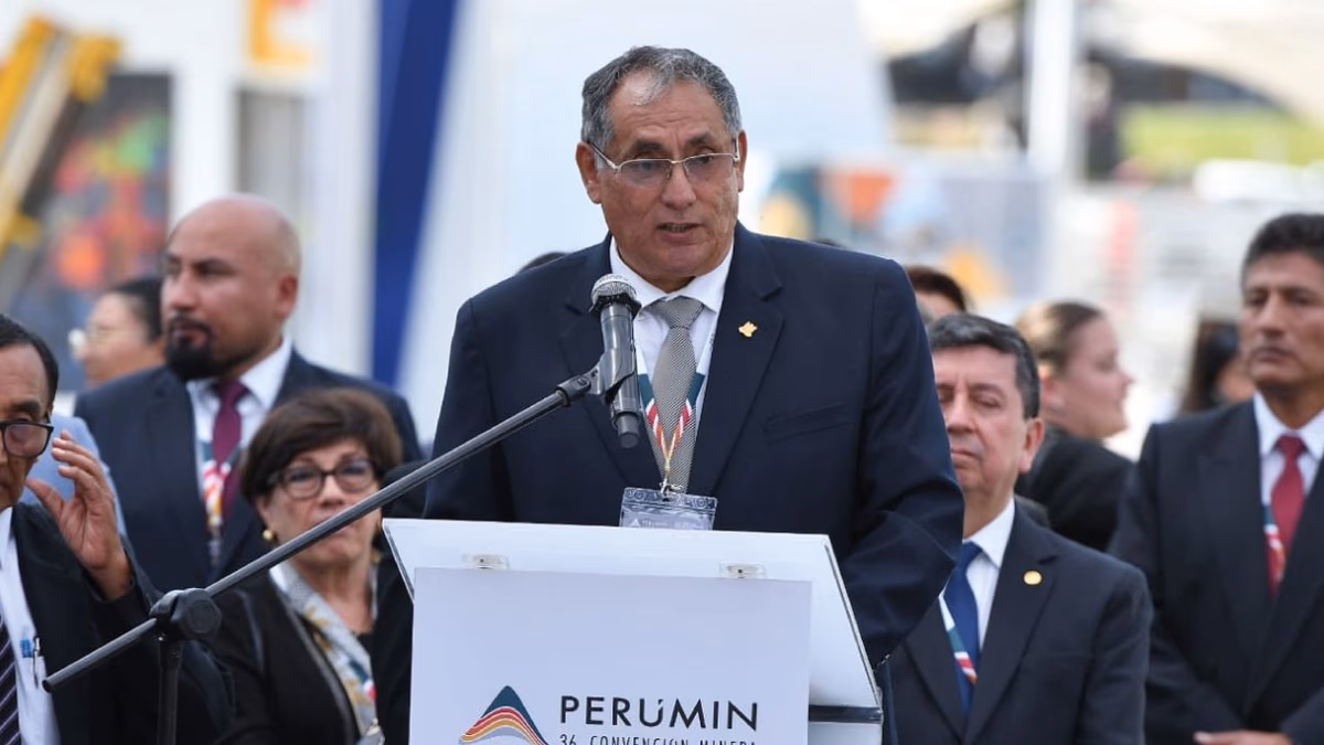 Ministro de Energía y Minas: Meta del gobierno es destrabar 13 grandes proyectos este año