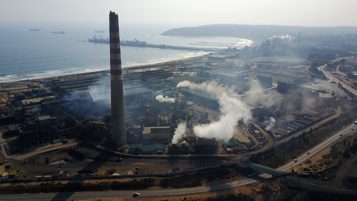 Ministro Huepe apunta a que cierre de termoeléctricas en Chile «no sea más allá de 2030»