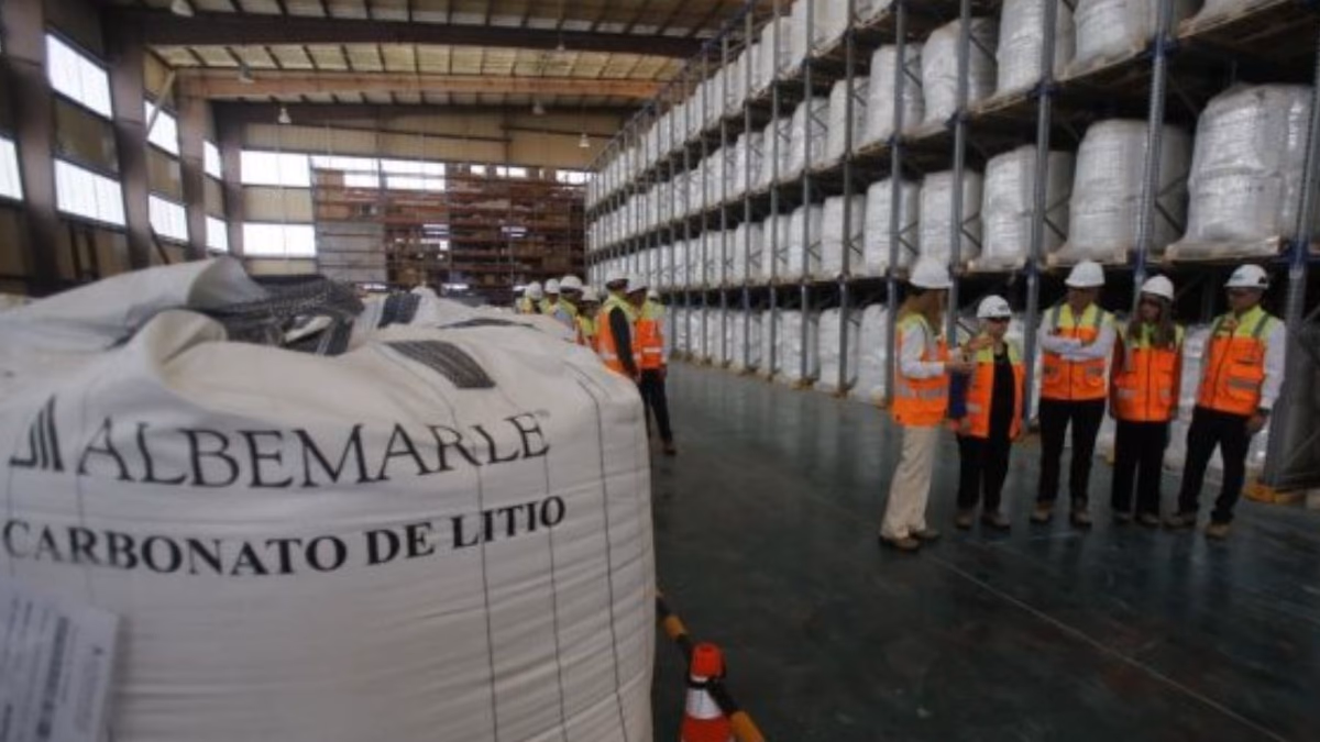 Ministro Marcel: Chile quiere tres o cuatro nuevos proyectos de litio en funcionamiento en 2026
